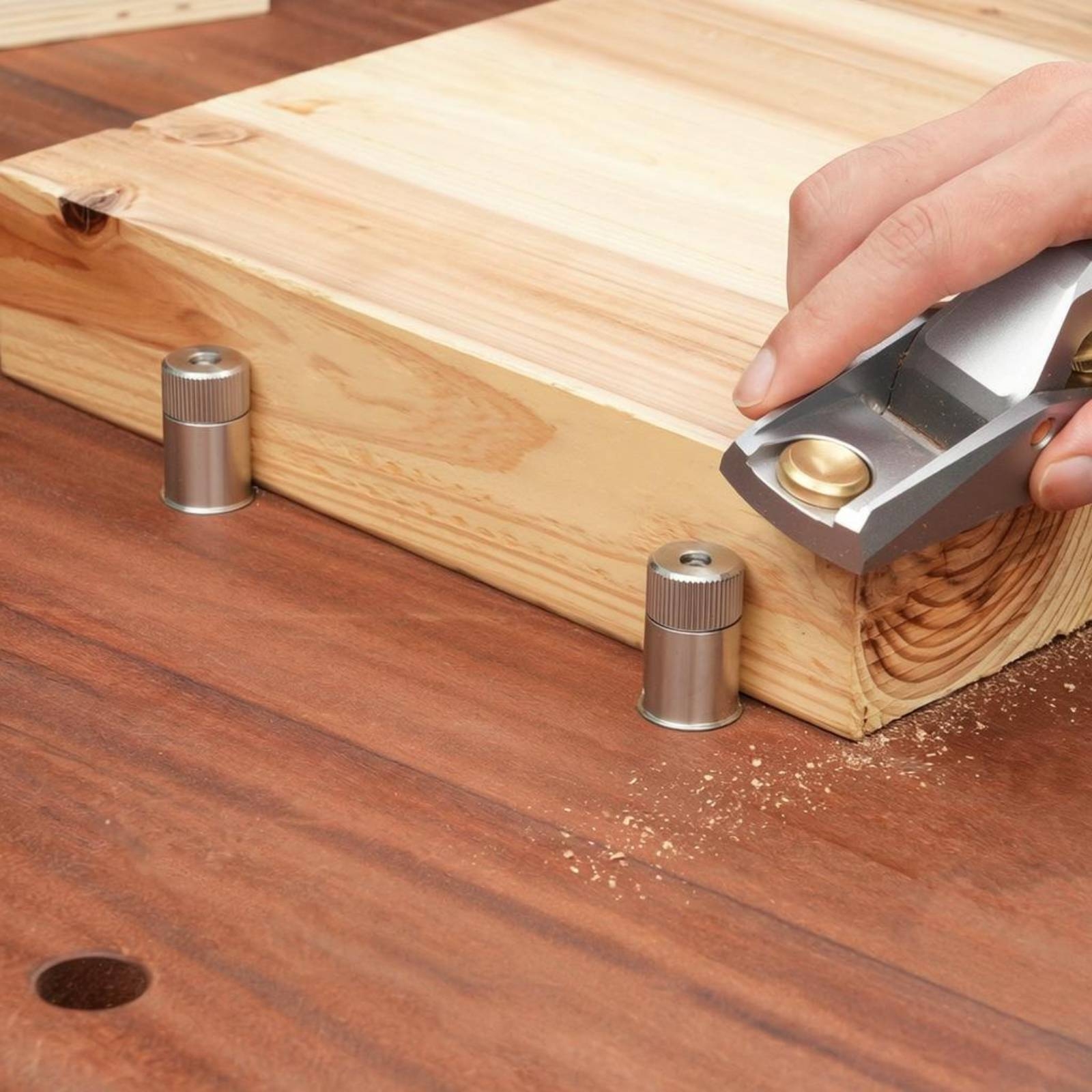Self-Locking Table Dog Knurled - مراجعة Woodworking Table وسعره